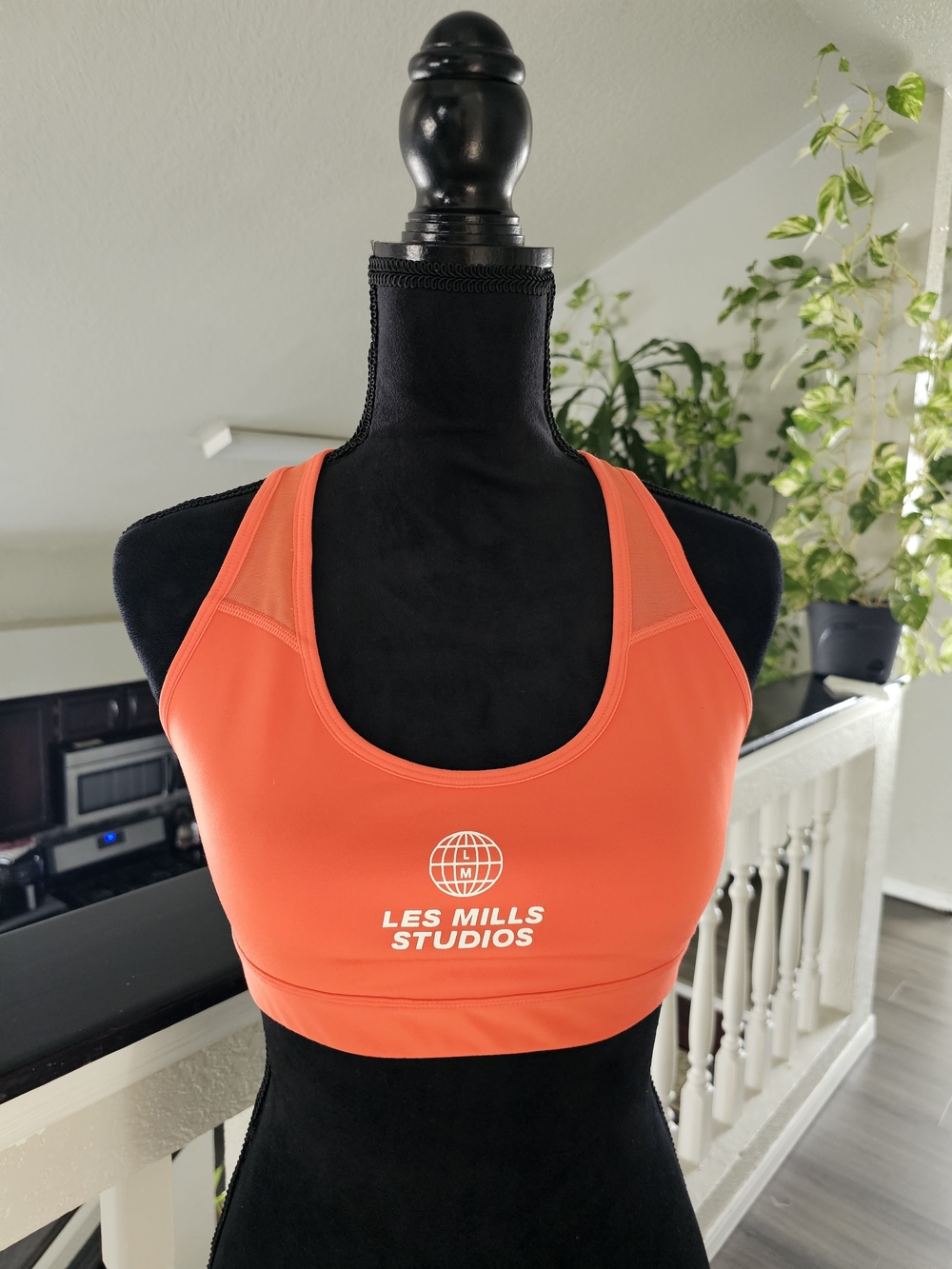 Size S Reebok Les Mills Studios Neon Orange Racerback Sports Bra Size Small
